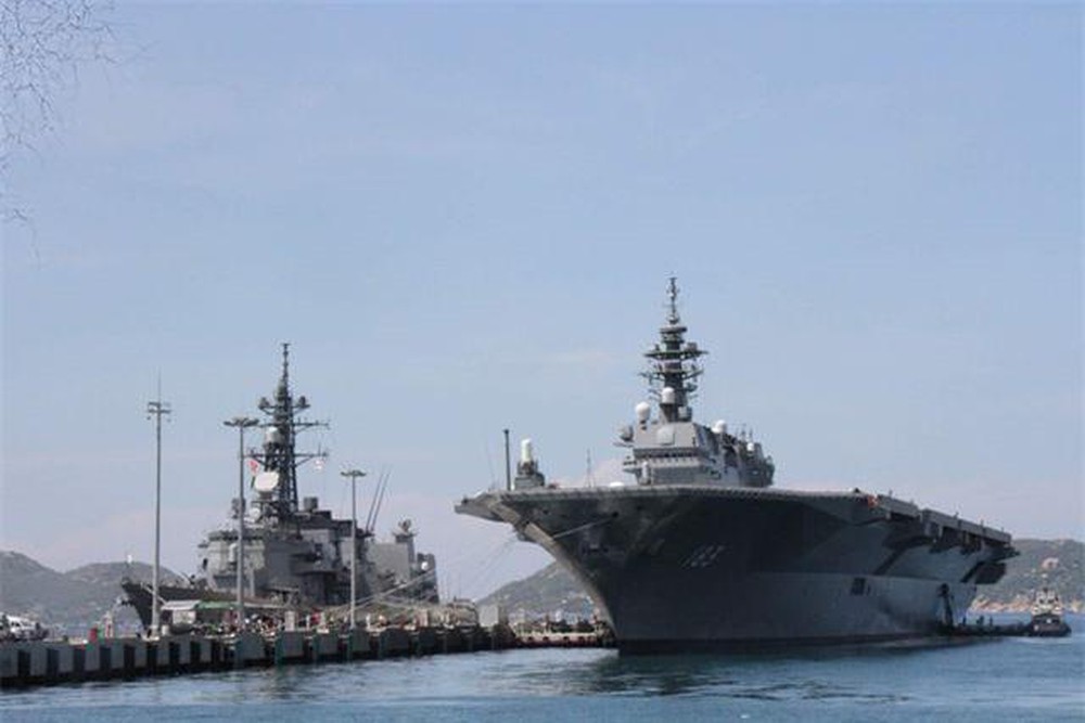 日本の最強の戦艦2隻：カムラン港に寄港